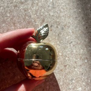 Avon enchanted apple